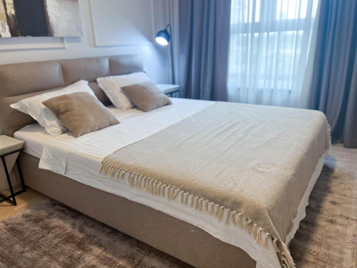 Waterfront Luxury Suites ベオグラード エクステリア 写真