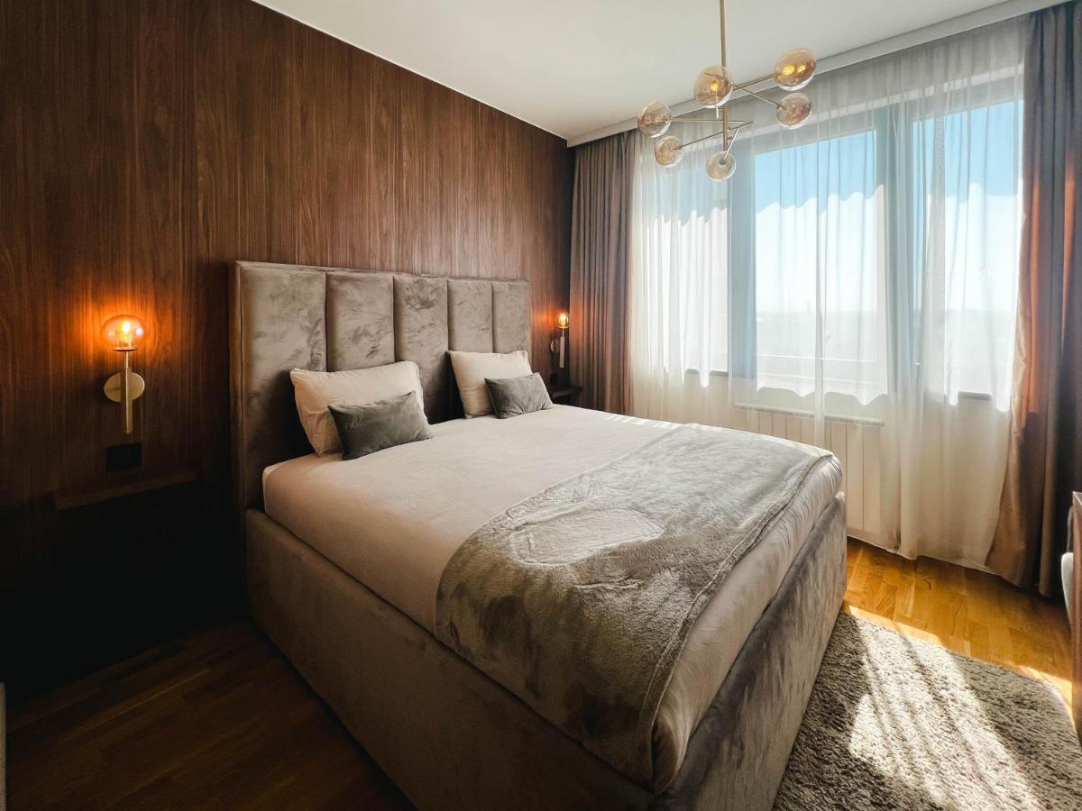 Waterfront Luxury Suites ベオグラード エクステリア 写真