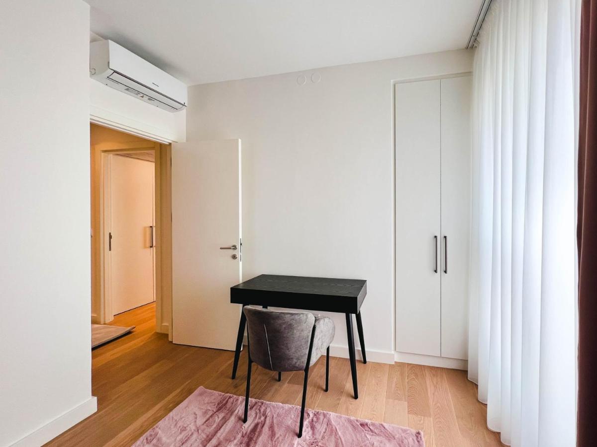 Waterfront Luxury Suites ベオグラード エクステリア 写真
