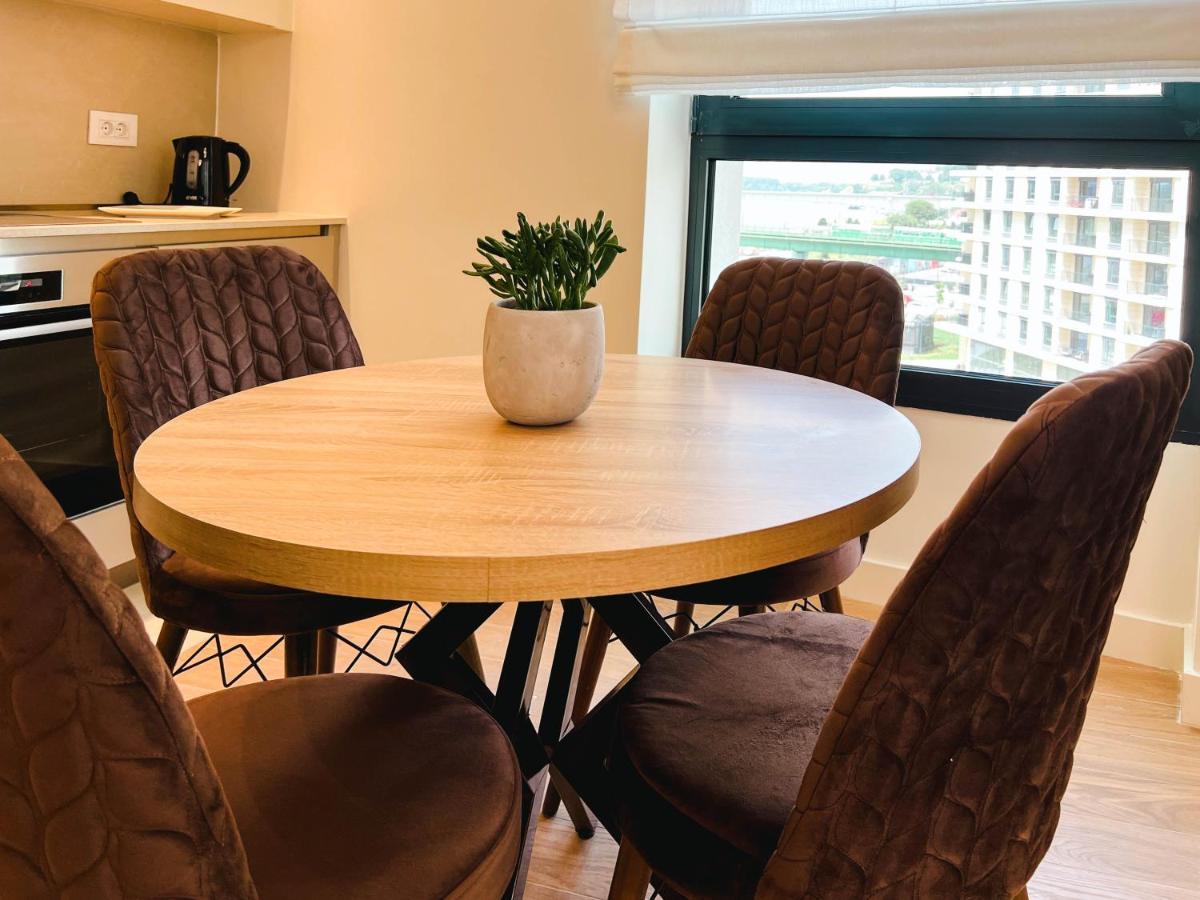Waterfront Luxury Suites ベオグラード エクステリア 写真