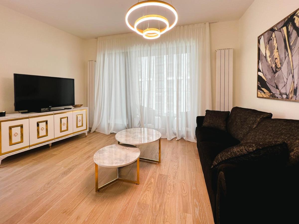 Waterfront Luxury Suites ベオグラード エクステリア 写真